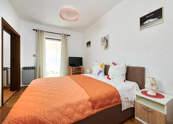 Haus Ana ポレッチ