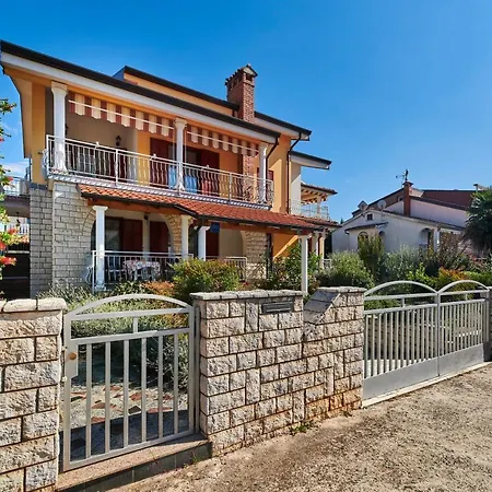 Appartement Haus Ana Poreč