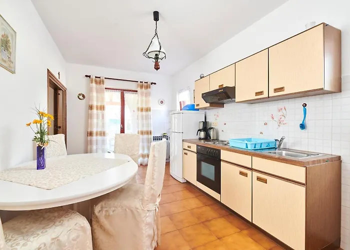 Haus Ana Appartement *